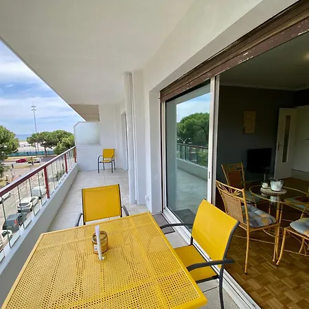 West Pretty One Bedroom ニース