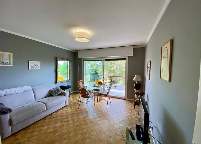 Lägenhet West Pretty One Bedroom *